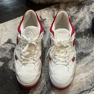 Gucci Men's Sneakers in White and Red